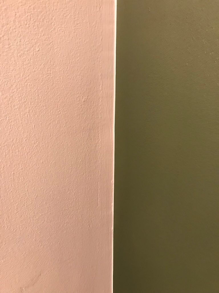 Perfect Corner Accent Wall Line