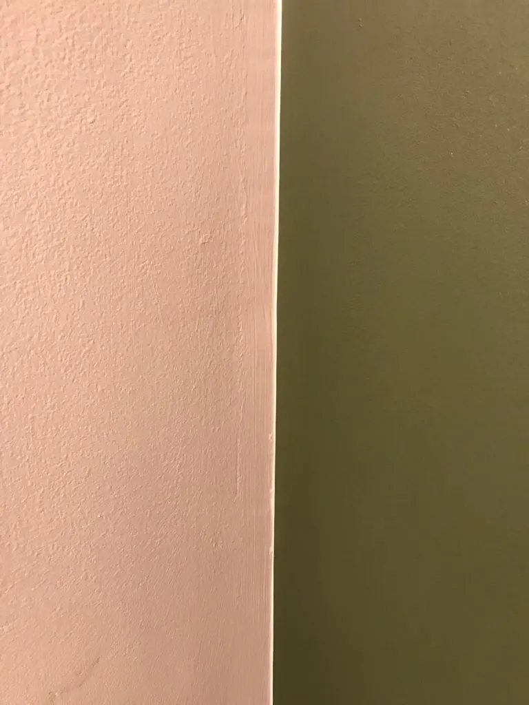 Perfect Corner Accent Wall Line