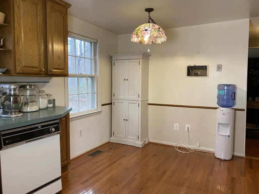 Mixing Oak and White Cabinets - Before