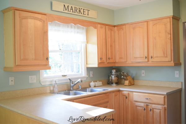 blue green kitchen walls