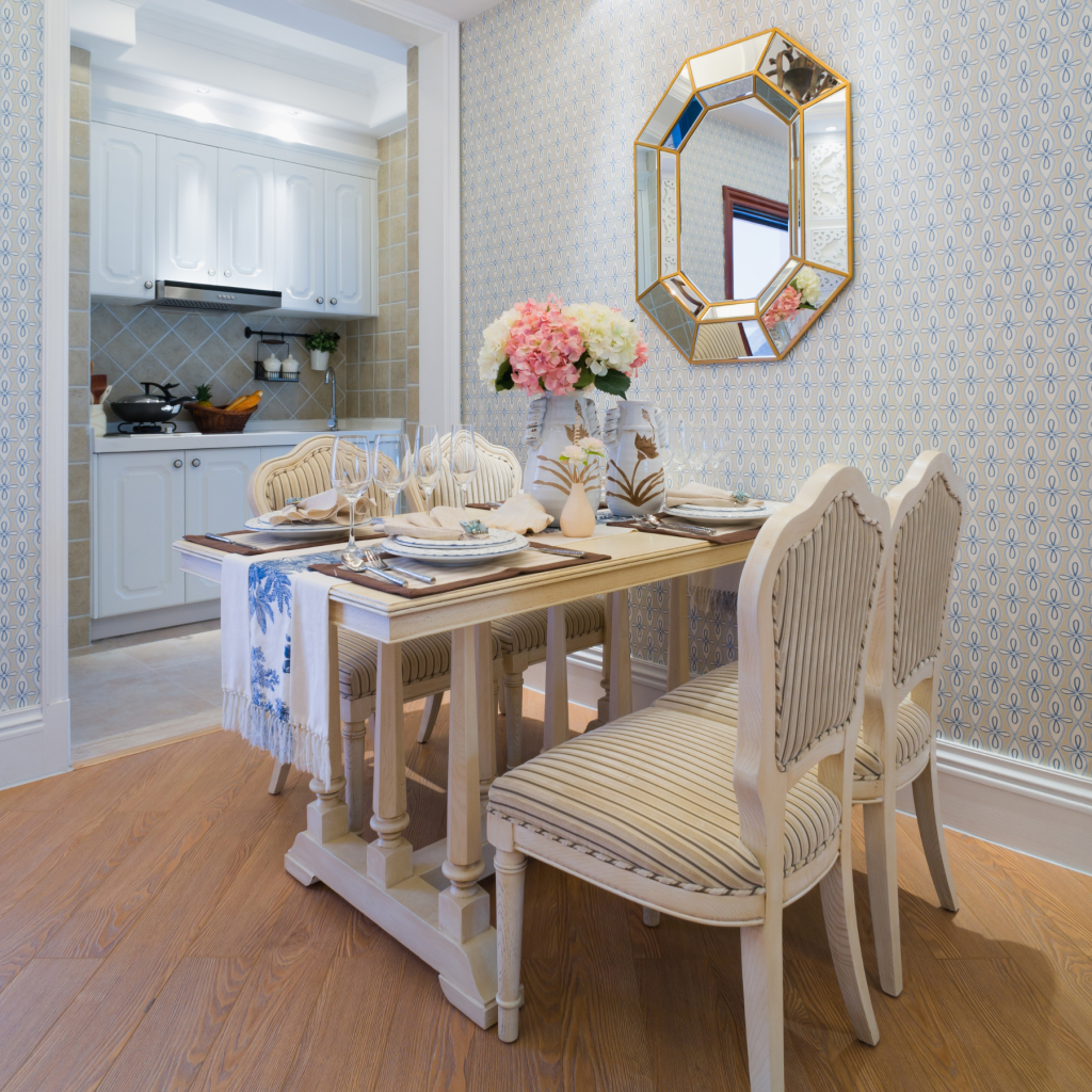 Coastal Grandmother Dining Area