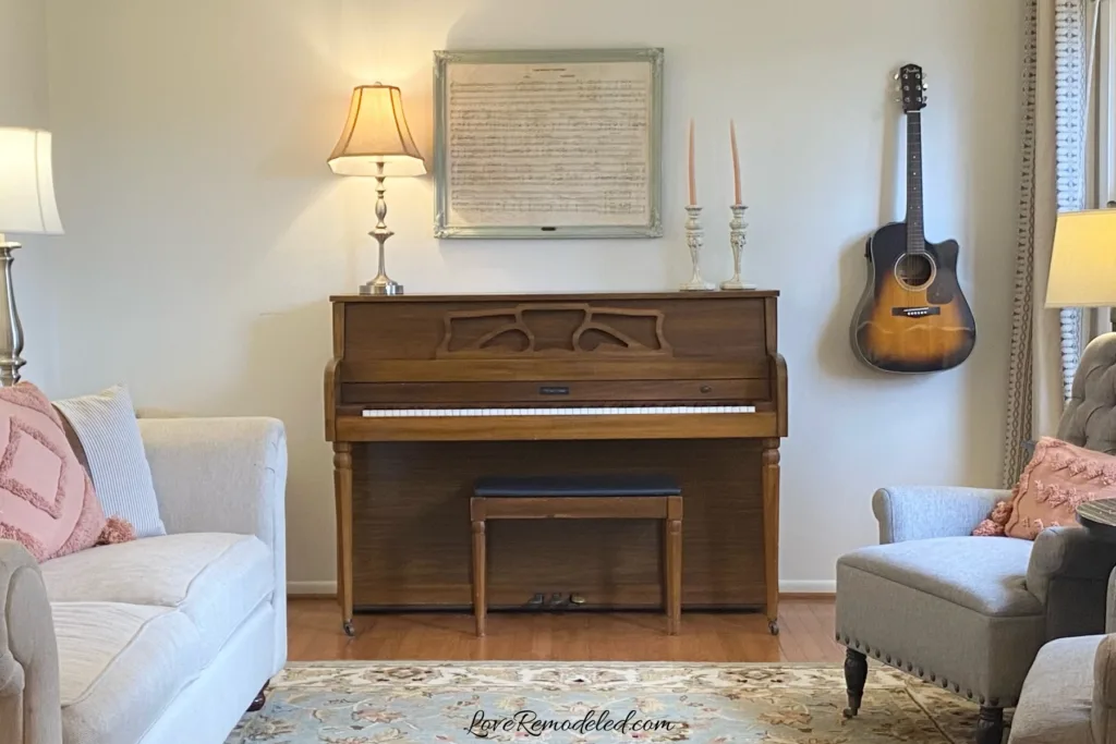 Sherwin Williams Pure White in living room