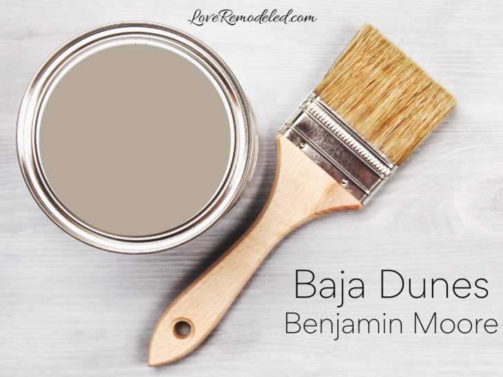 Baja Dunes by Benjamin Moore in a paint can